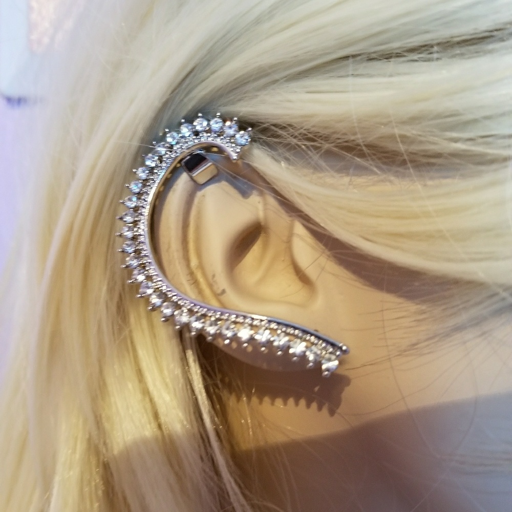 Silver Rhinstone Ear Cuff